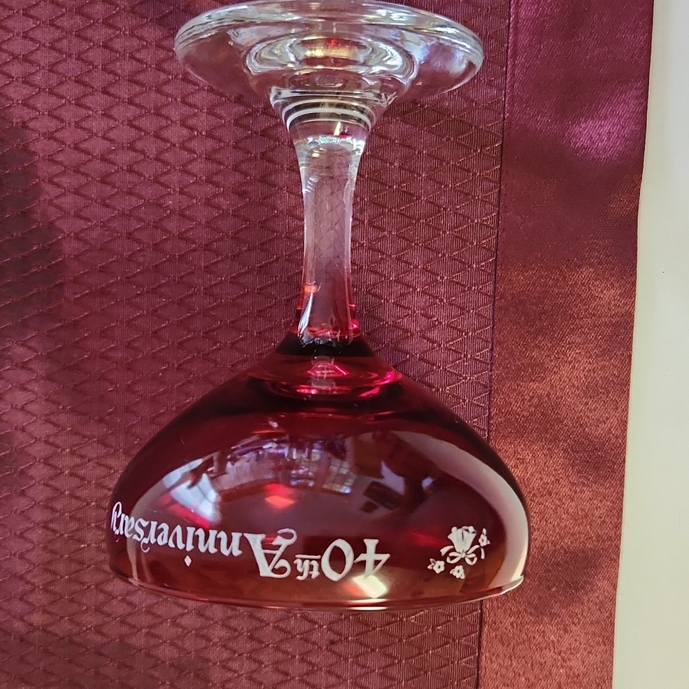 40th Anniversary wine glasses - Picture 6 of 6